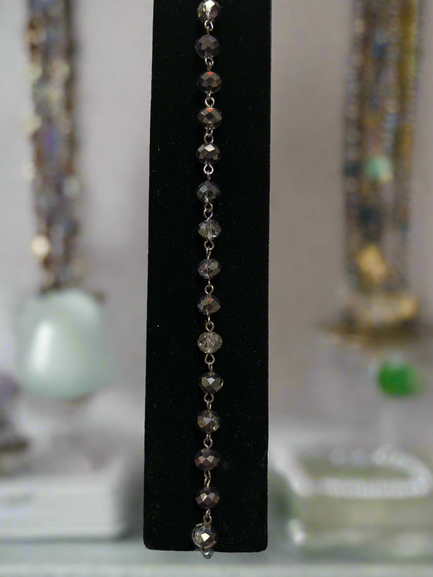 Beaded chain: Gray Crystal